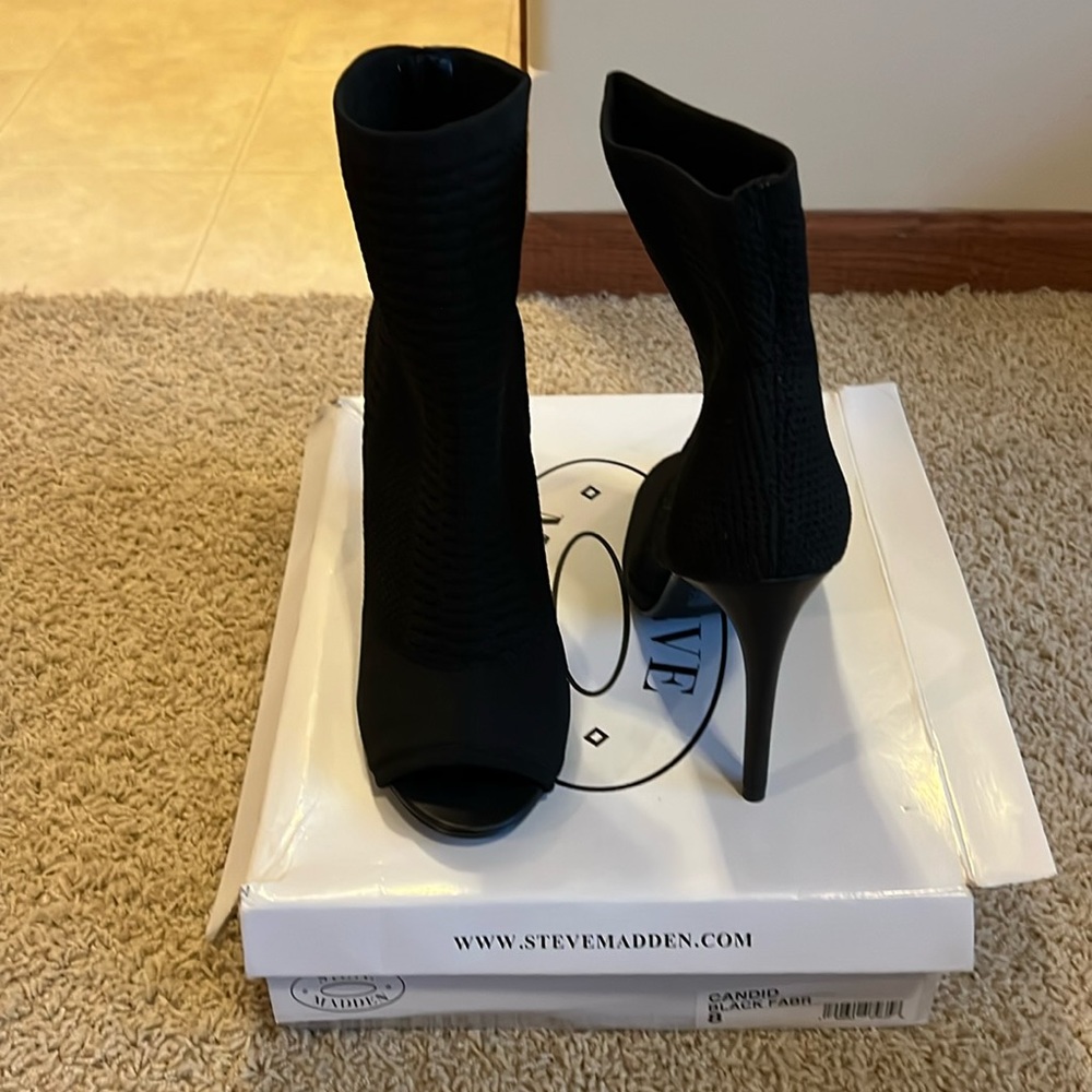 Steve Madden Black Candid Booties- NEW